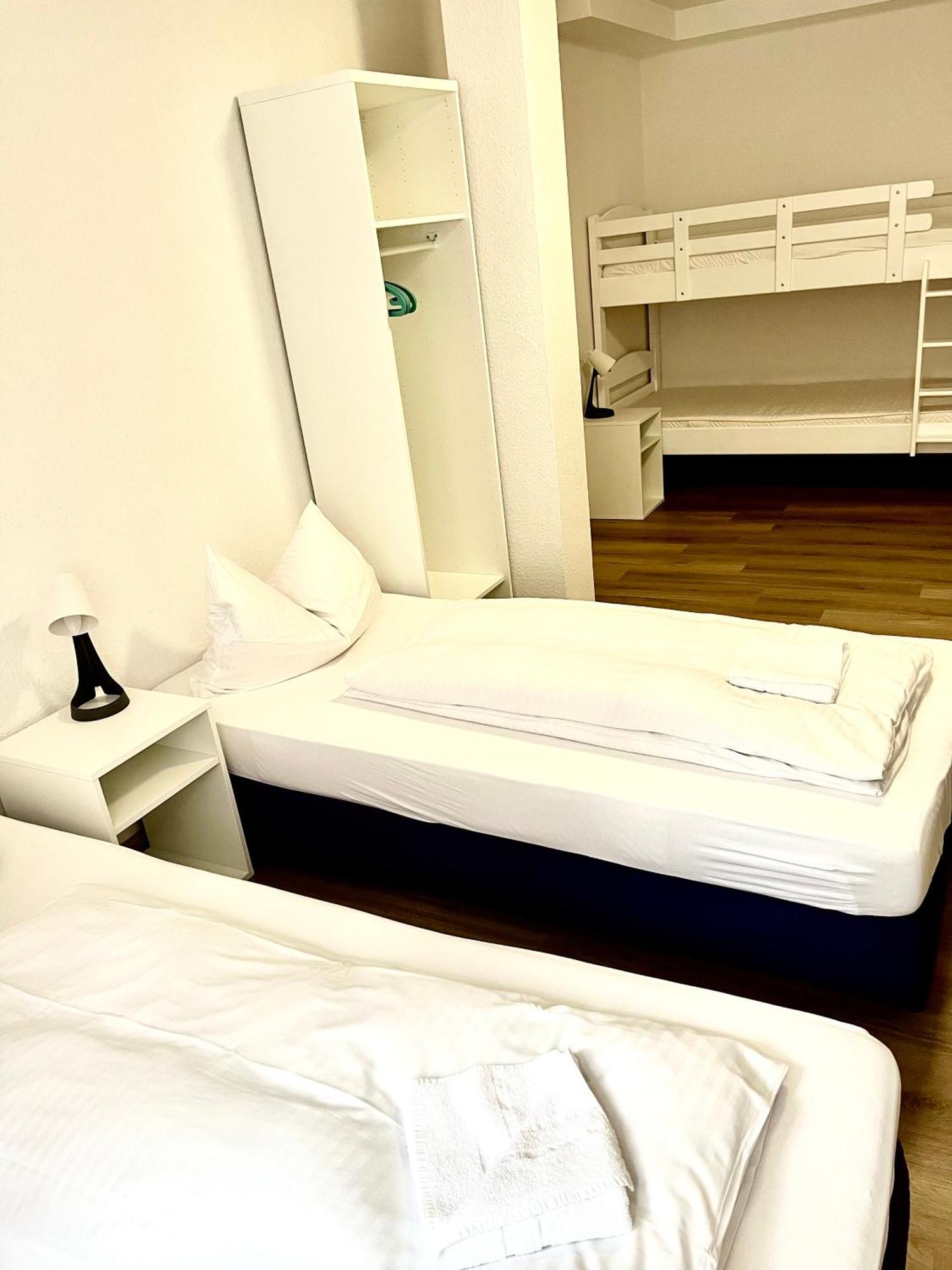 Hotel Garni Am Schaefersberg ニーダーンハウゼン エクステリア 写真