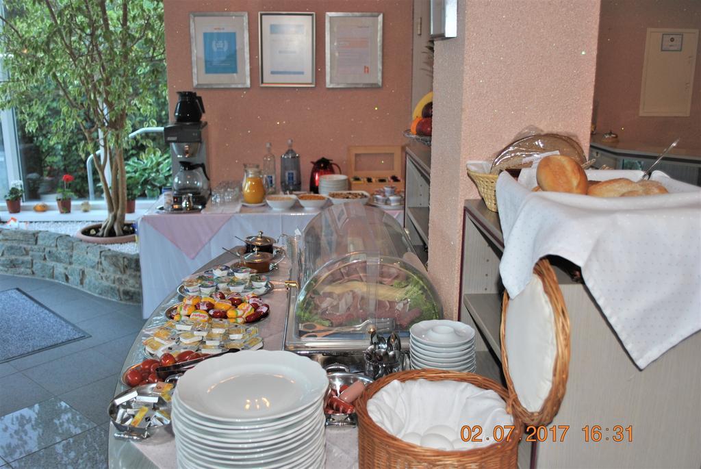 Hotel Garni Am Schaefersberg ニーダーンハウゼン エクステリア 写真